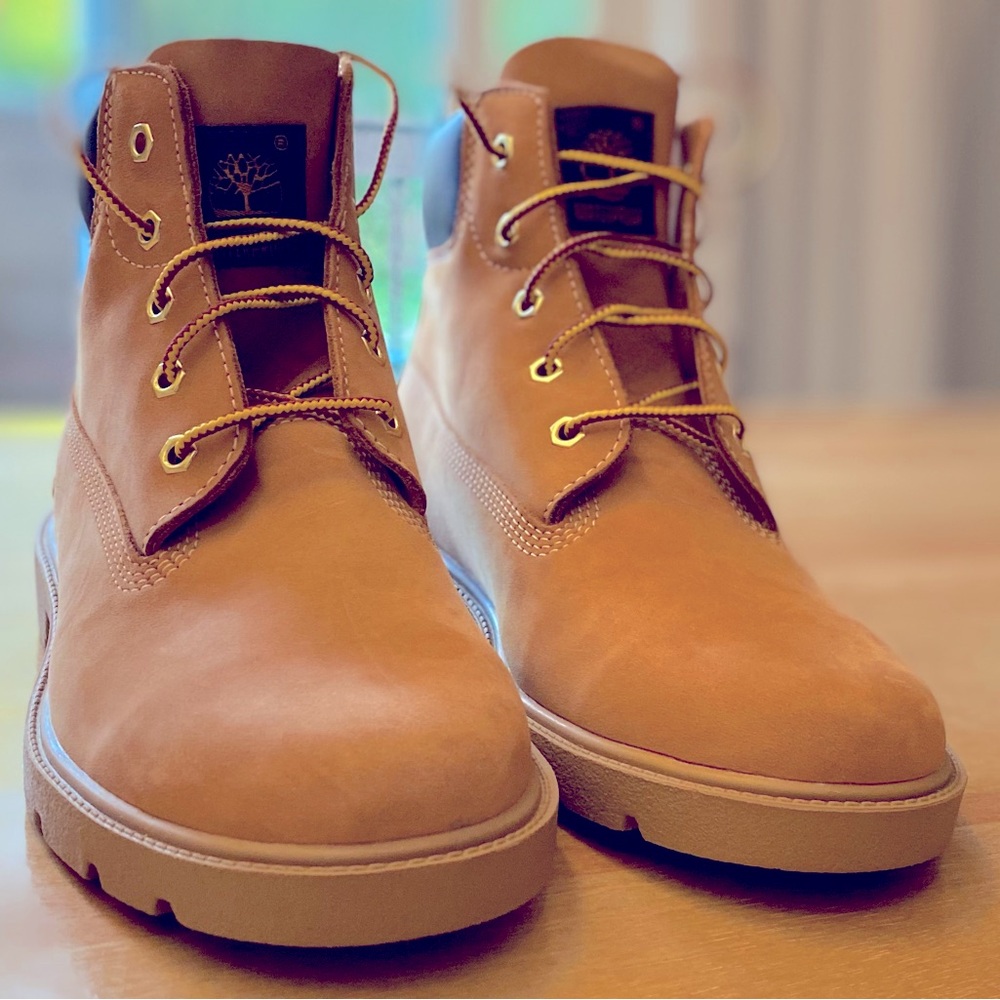 Boys size 6 BRAND NEW Timberland boots